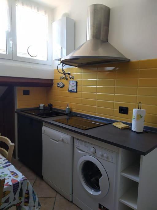 Lecasedisusi Casa Ocra Citra 009056-Lt-0263 Apartment Савона Екстериор снимка